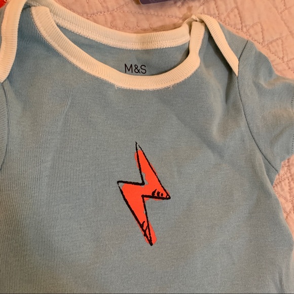 M&S | Three-pack of Harry Potter Onesies - Picture 4 of 5